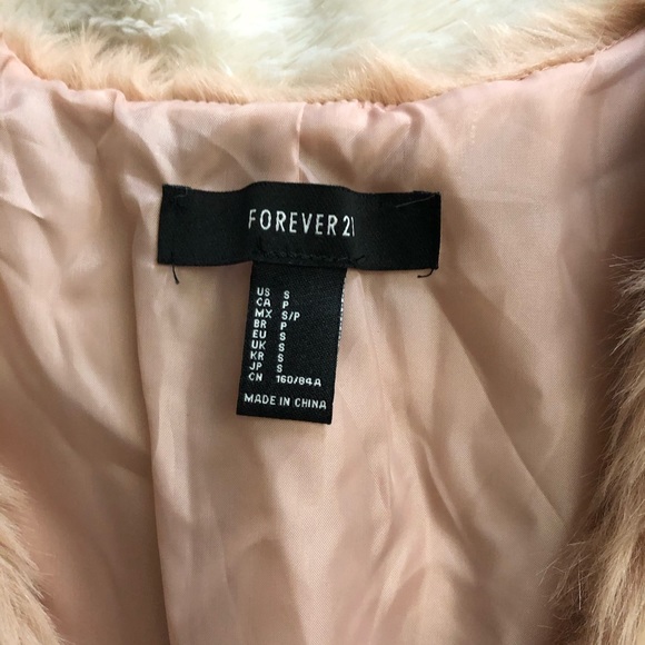 Forever 21 Faux Fur Vest - Picture 3 of 3